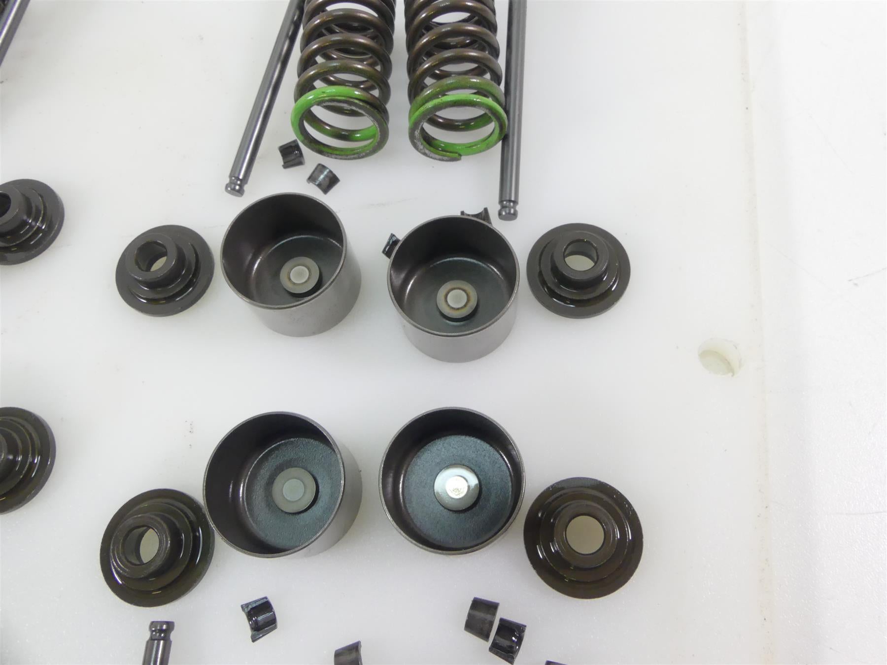 2020 Suzuki GSX1300 R Hayabusa Inlet Outlet Valve & Spring Set 12911-15H01 {{ shop.shopifyCountryName }} - Mototech271