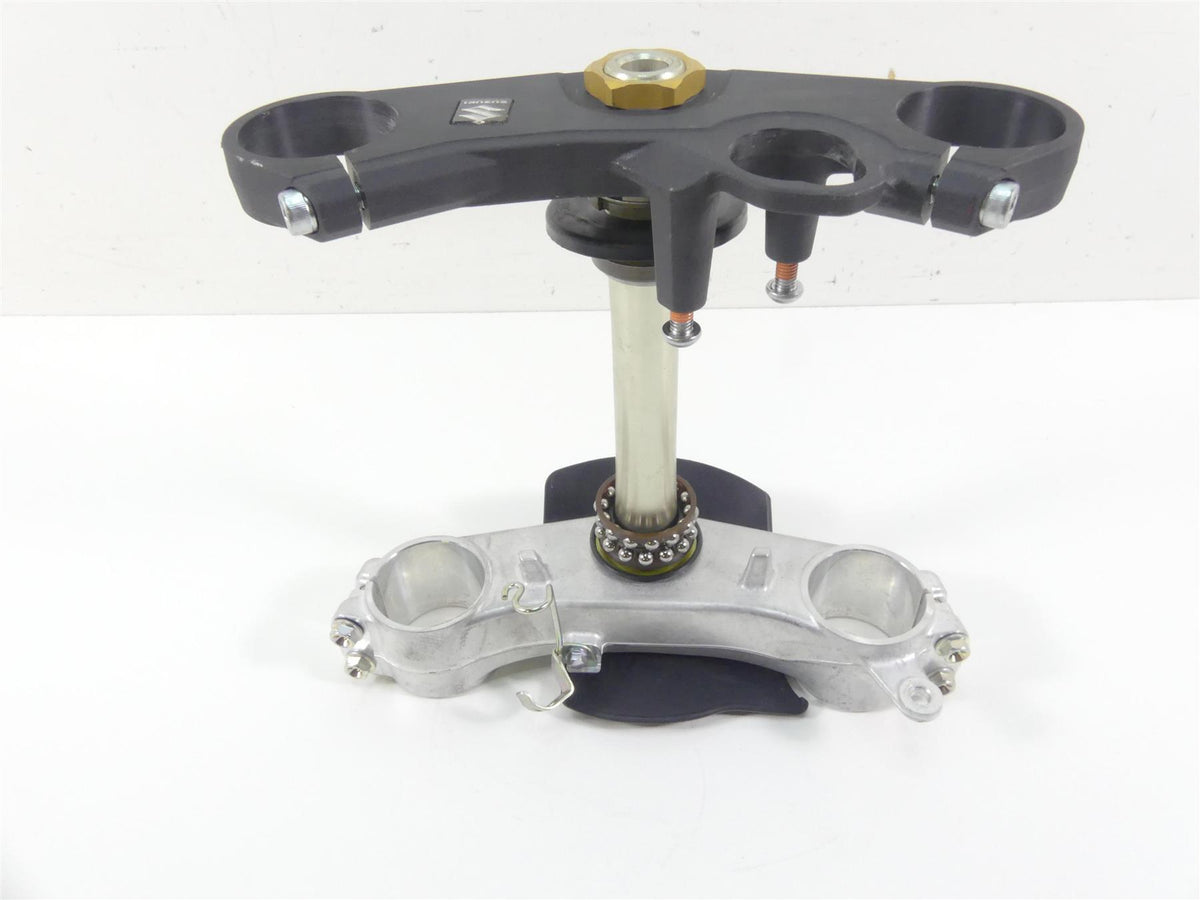 2022 Suzuki GSXR750 Upper Lower Triple Tree Clamp Set 51311-01H00 51410-01H10 {{ shop.shopifyCountryName }} - Mototech271