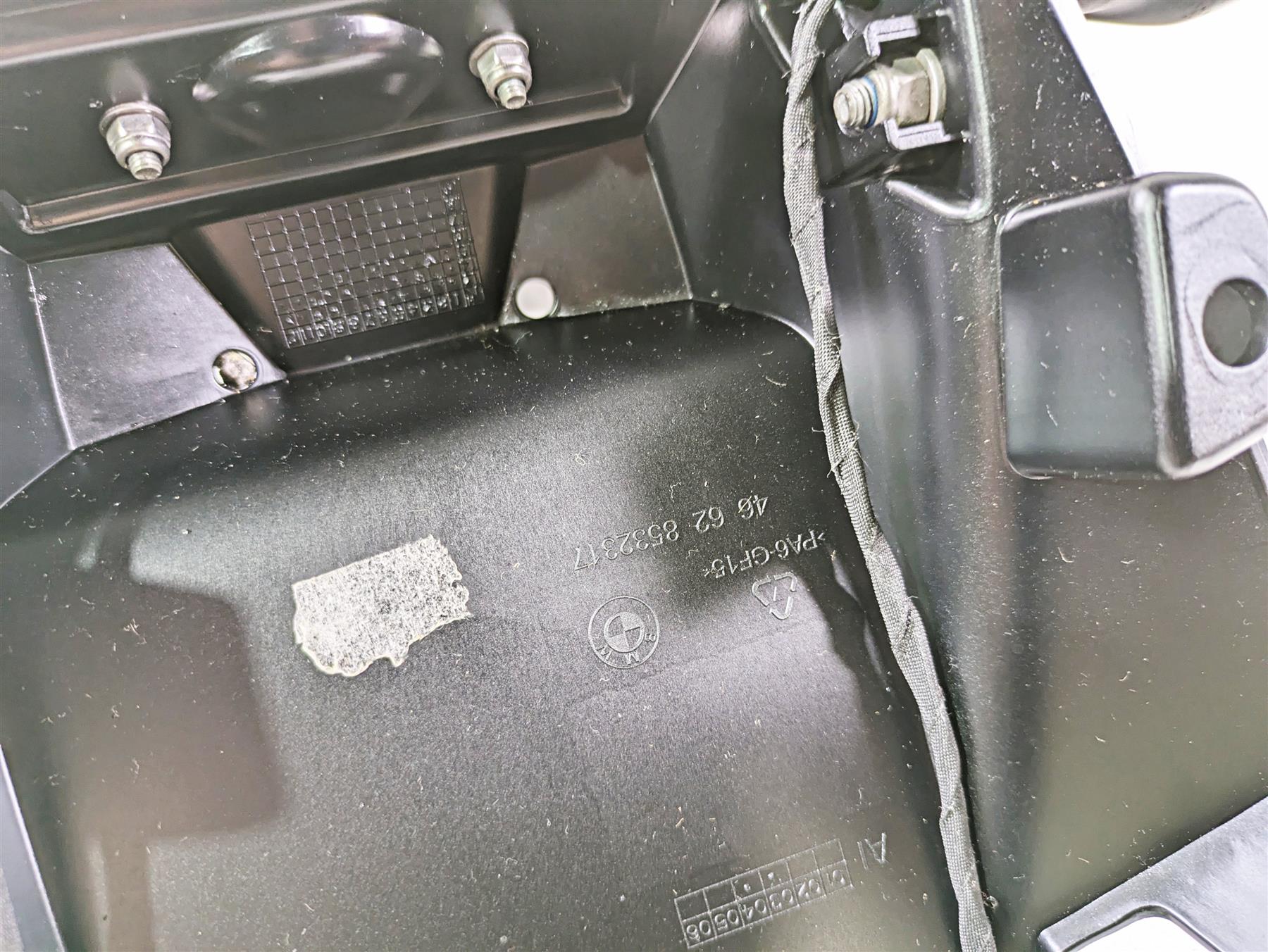 2016 BMW R1200GS GSW K50 Rear Plate Holder Turn Signal Set 63138534353 {{ shop.shopifyCountryName }} - Mototech271