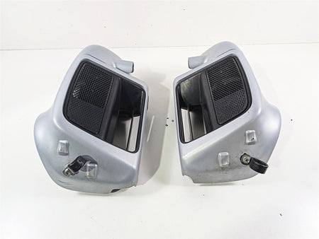 2020 Harley Touring FLTRK Road Glide Lower Leg Fairing Set 57100112 {{ shop.shopifyCountryName }} - Mototech271