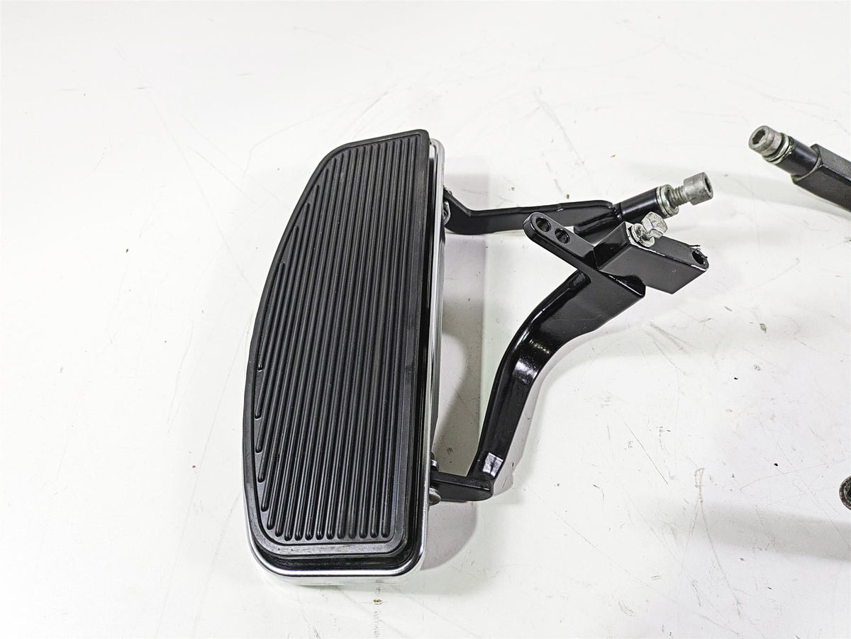 2008 Harley Touring FLHTCU E-Glide 105TH Front Floor Board Set 50622-83 50518-83 {{ shop.shopifyCountryName }} - Mototech271