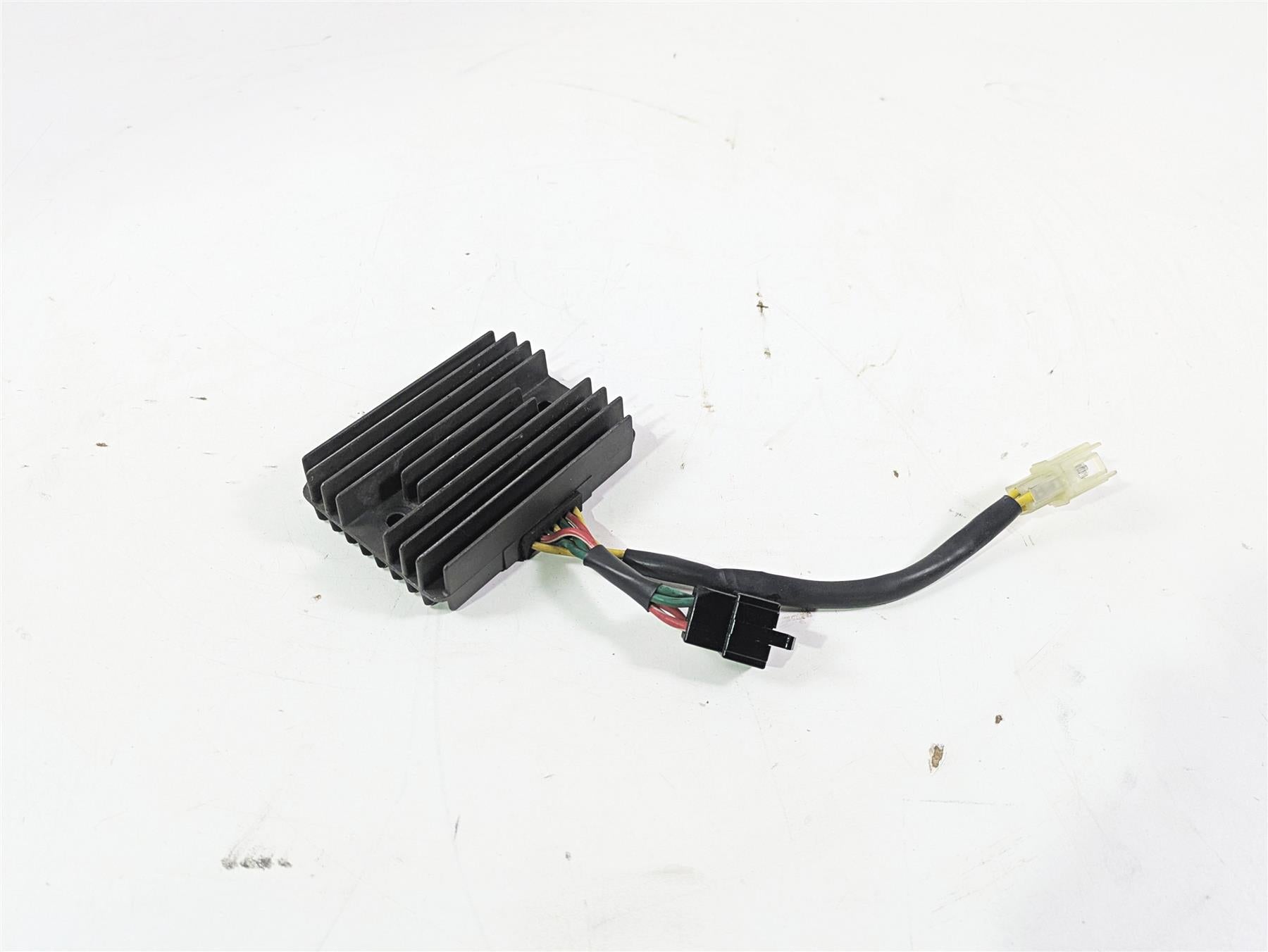 2012 Ducati Streetfighter 848 Rectifier Voltage Regulator 54040191A SH579EA {{ shop.shopifyCountryName }} - Mototech271