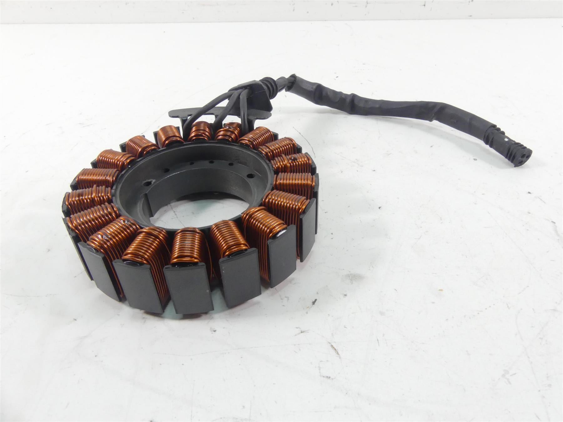 2021 Harley Softail FXBBS Street Bob Stator Alternator Generator 29900042A {{ shop.shopifyCountryName }} - Mototech271