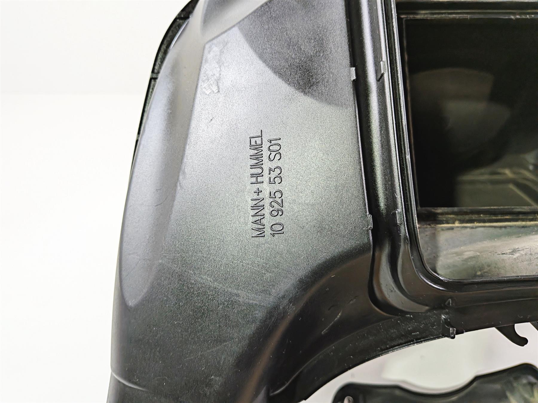 2015 BMW R1200GS K50 Air Box Cleaner Breather Filter & All Tubes 13717726792 {{ shop.shopifyCountryName }} - Mototech271