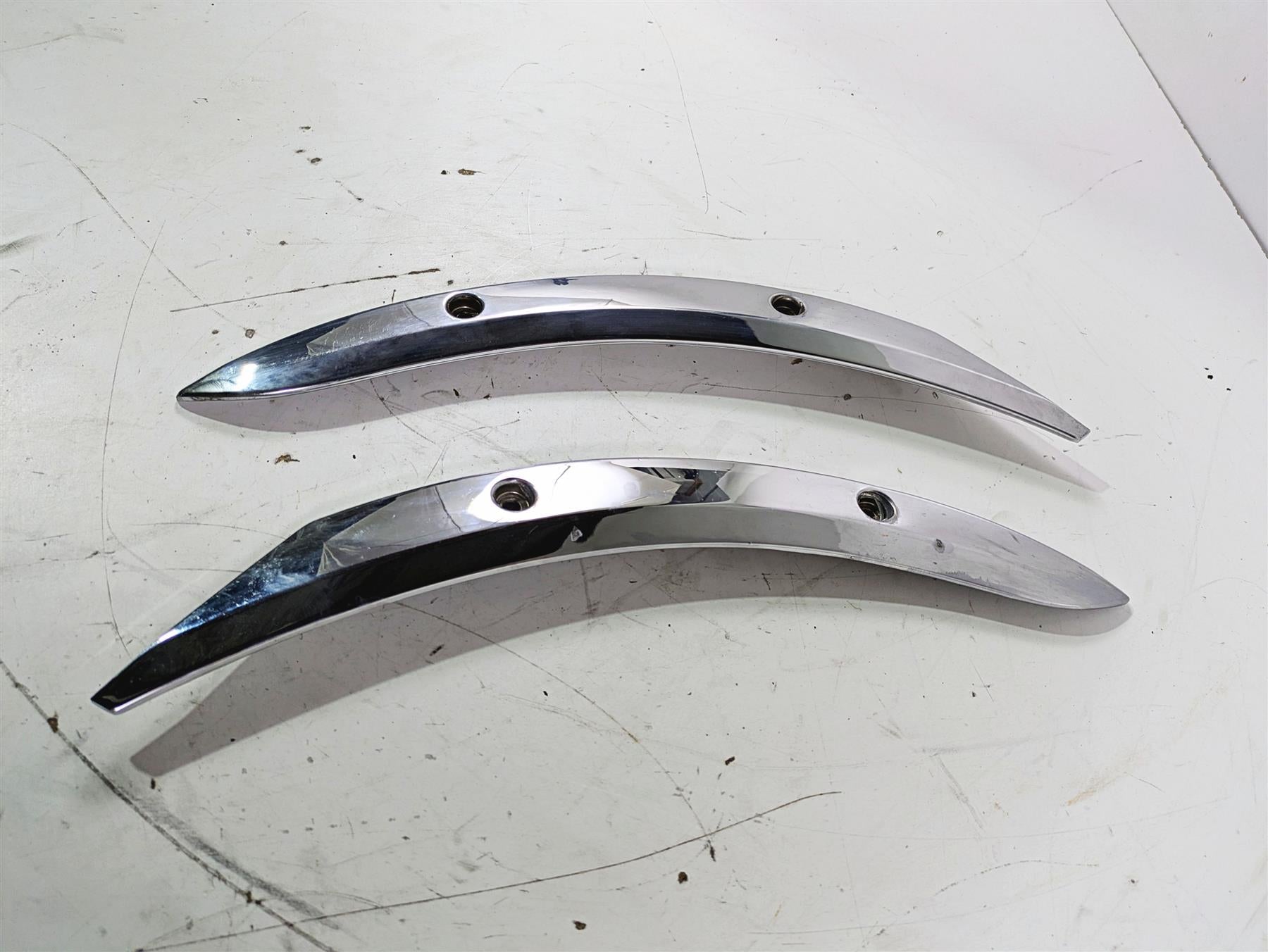 2004 Victory Kingpin Rear Fender Chrome Struts Braces Set - Read 5631319 5631320 {{ shop.shopifyCountryName }} - Mototech271