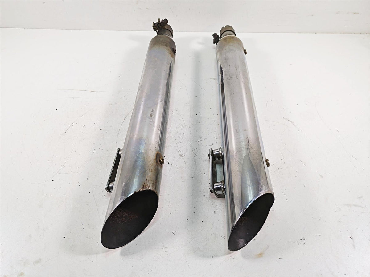 2011 Harley Touring FLHR Road King Aftermarket 3.5" Slash Cut Exhaust Pipe Mufflers {{ shop.shopifyCountryName }} - Mototech271