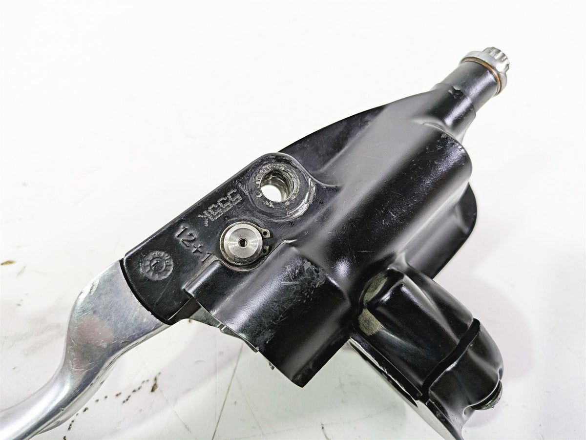 2016 Harley FXDL Dyna Low Rider Front Brake Master Cylinder 11/16" 45170-08F {{ shop.shopifyCountryName }} - Mototech271