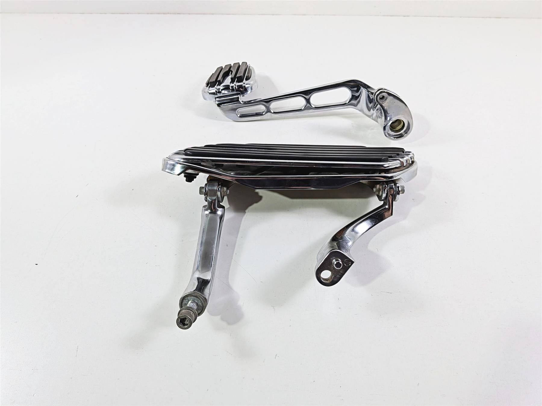 2011 Harley Touring FLHTCU CVO Electra Glide Floorboard Brake Pedal Set 51499-09-Mototech271