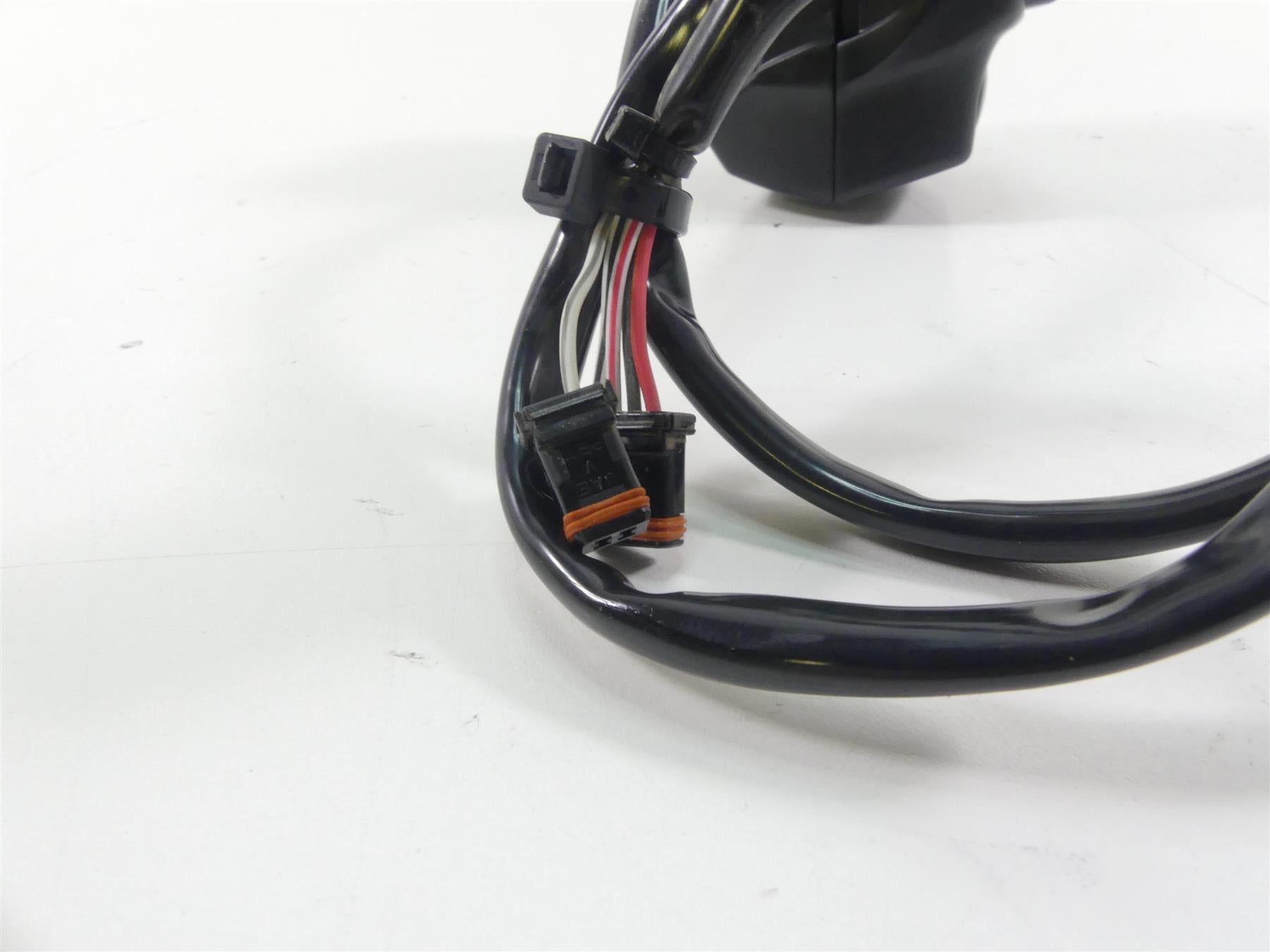 2016 Harley Touring FLHR Road King Right Hand Control Switch 71500127C {{ shop.shopifyCountryName }} - Mototech271