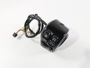 2016 Harley Touring FLHR Road King  Right Hand Control Switch 71500127C