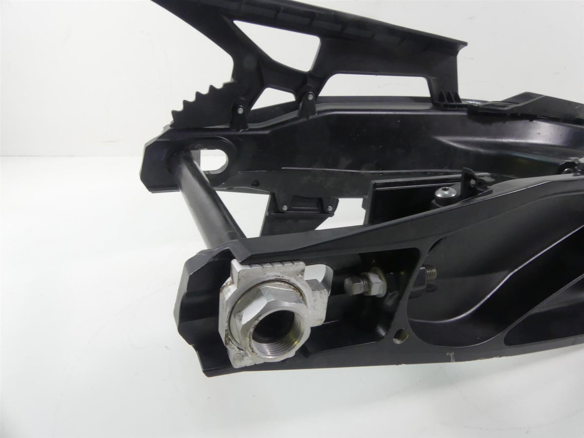 2019 KTM 1290R Super Adventure Swingarm & 25mm Axle & Pivot Bolt 6040403004433 {{ shop.shopifyCountryName }} - Mototech271
