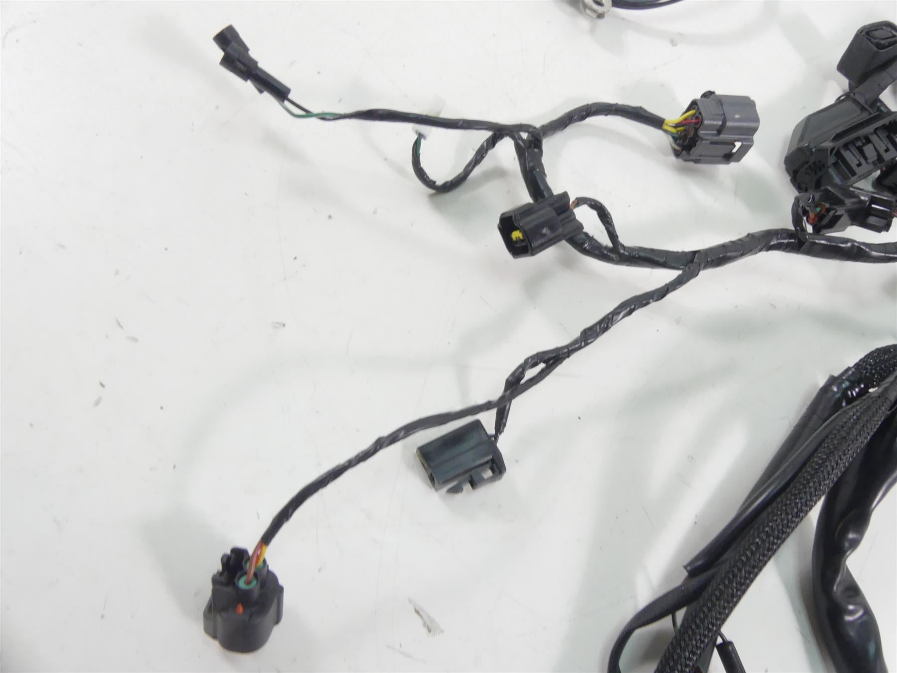 2018 Triumph Street Triple 765RS Main Wiring Harness Loom T2508056 {{ shop.shopifyCountryName }} - Mototech271
