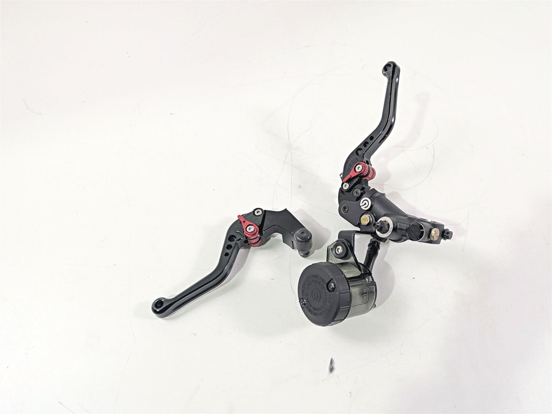 2017 Aprilia RSV 1100 Tuono V4 Factory Front Radial Brake Mstr Cylinder 2B002995 {{ shop.shopifyCountryName }} - Mototech271