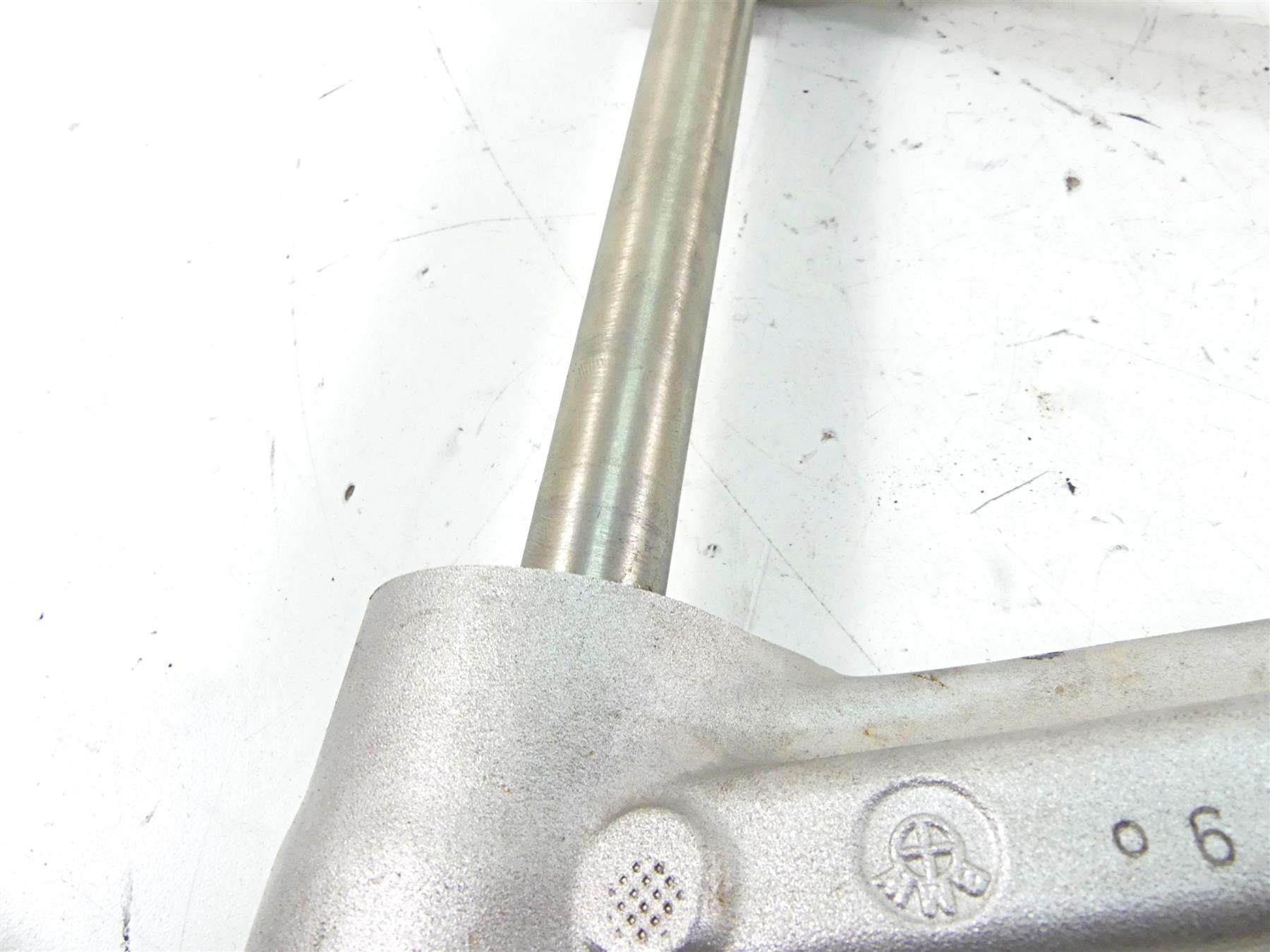 2015 BMW R1200GS GSW K50 Front Suspension Trailing Arm 31428522970 {{ shop.shopifyCountryName }} - Mototech271