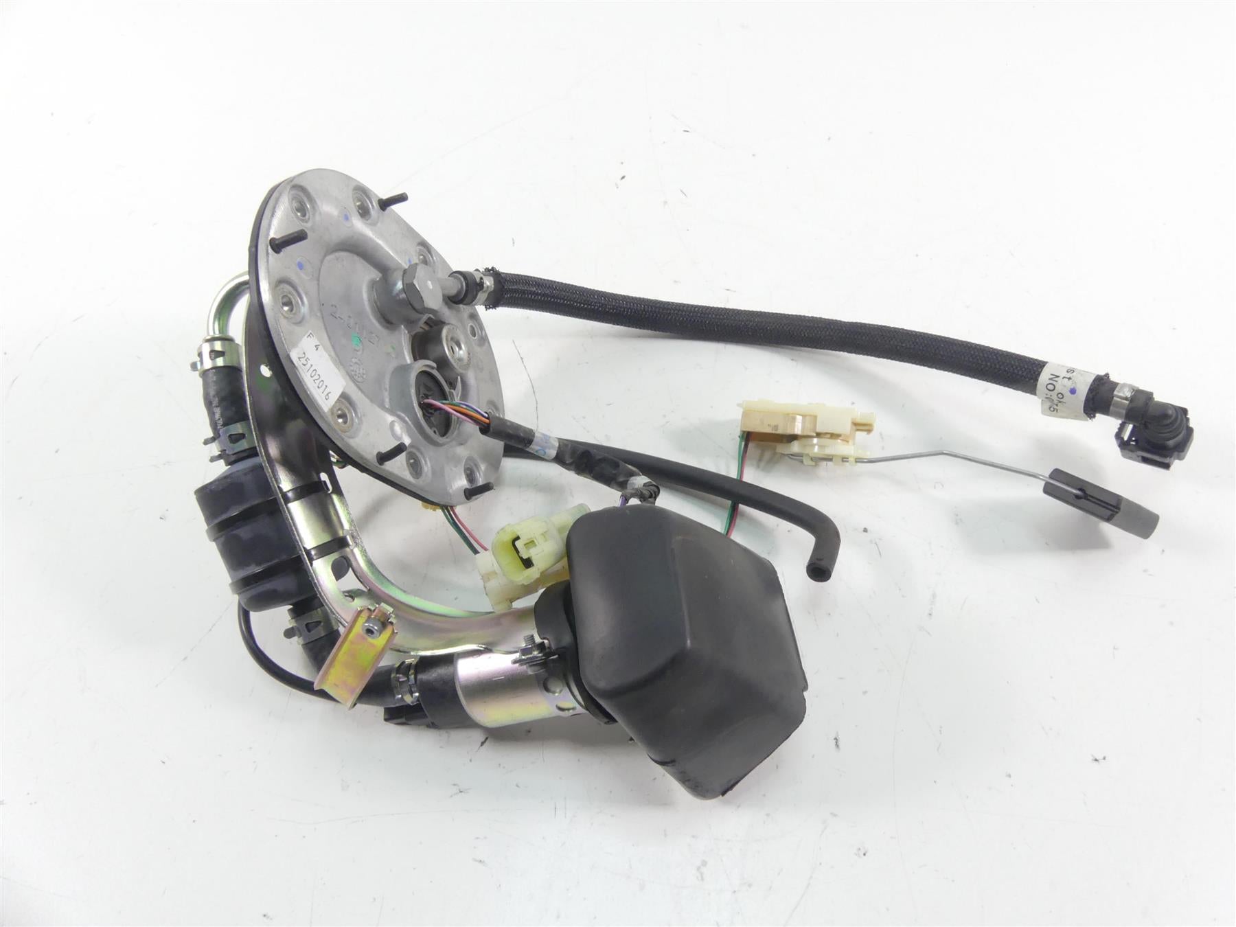 2017 Triumph Thruxton 1200R Fuel Gas Petrol Pump 3K Only T2402902 & T1240330