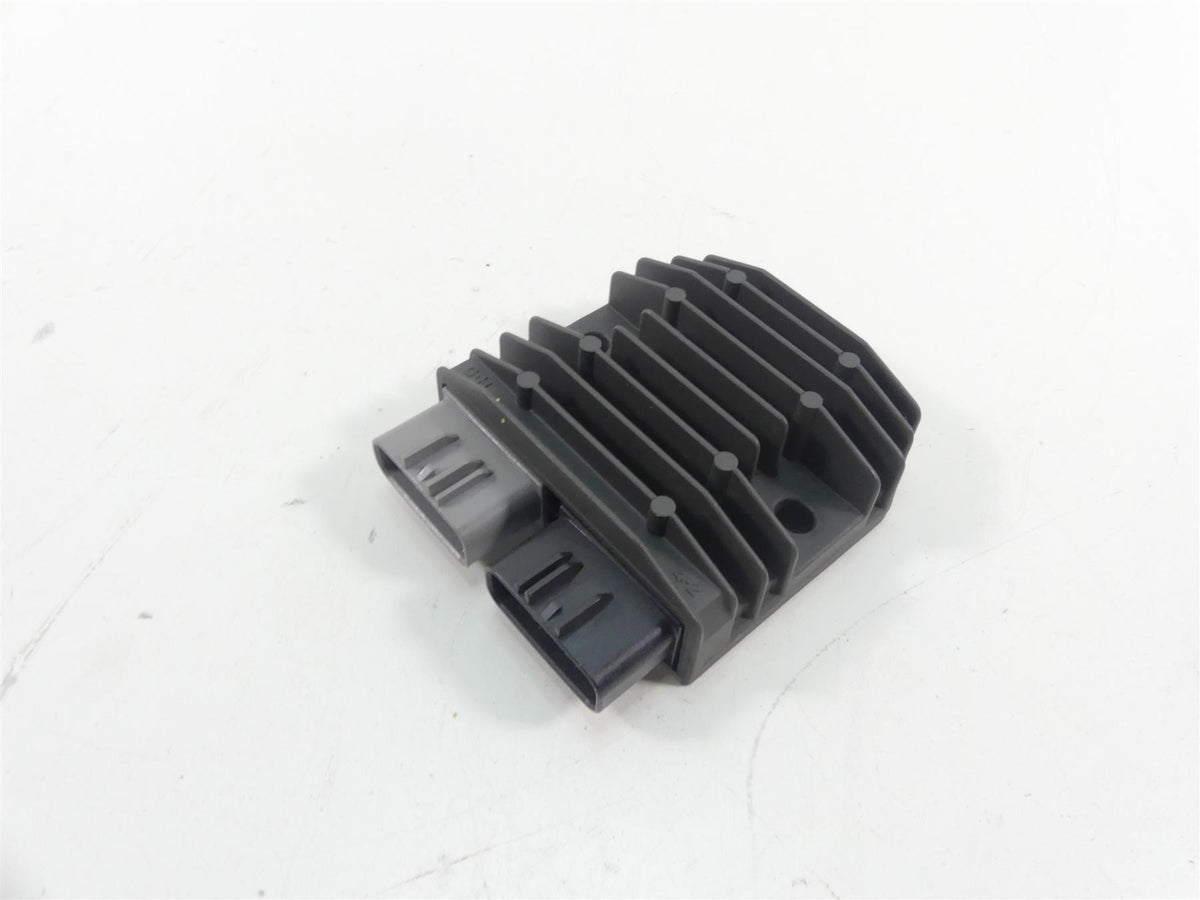 2022 Indian FTR1200 S Rectifier Voltage Regulator SH775BA 4012941 {{ shop.shopifyCountryName }} - Mototech271