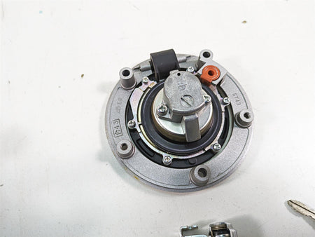 2022 Suzuki GSXR 750 Ignition Switch Key Seat Lock Gas Cap Set 37100-41G11 {{ shop.shopifyCountryName }} - Mototech271