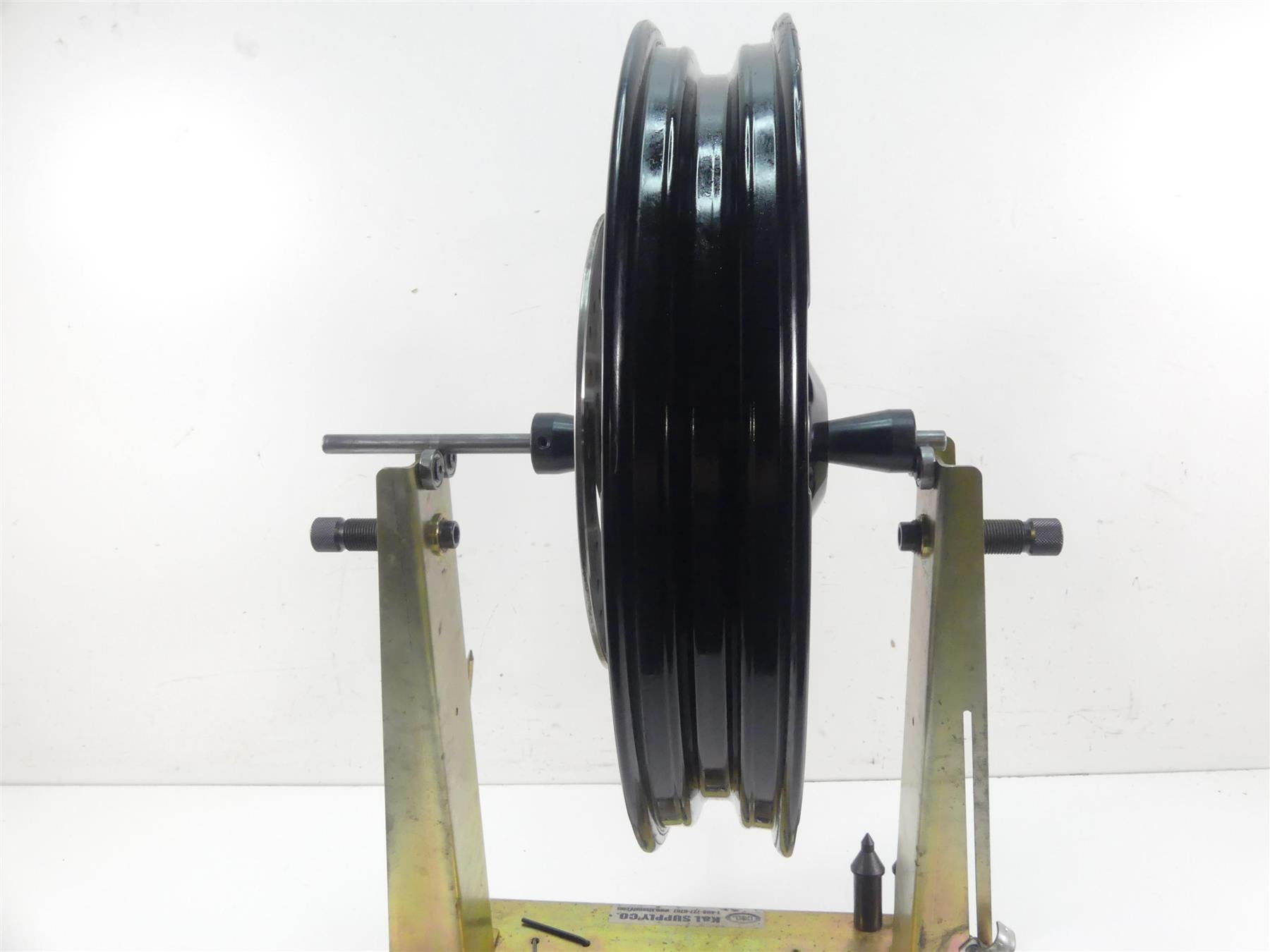 2022 Harley Softail FXBBS Street Bob Straight 19x2.5 Front Wheel Rim 43300943 {{ shop.shopifyCountryName }} - Mototech271