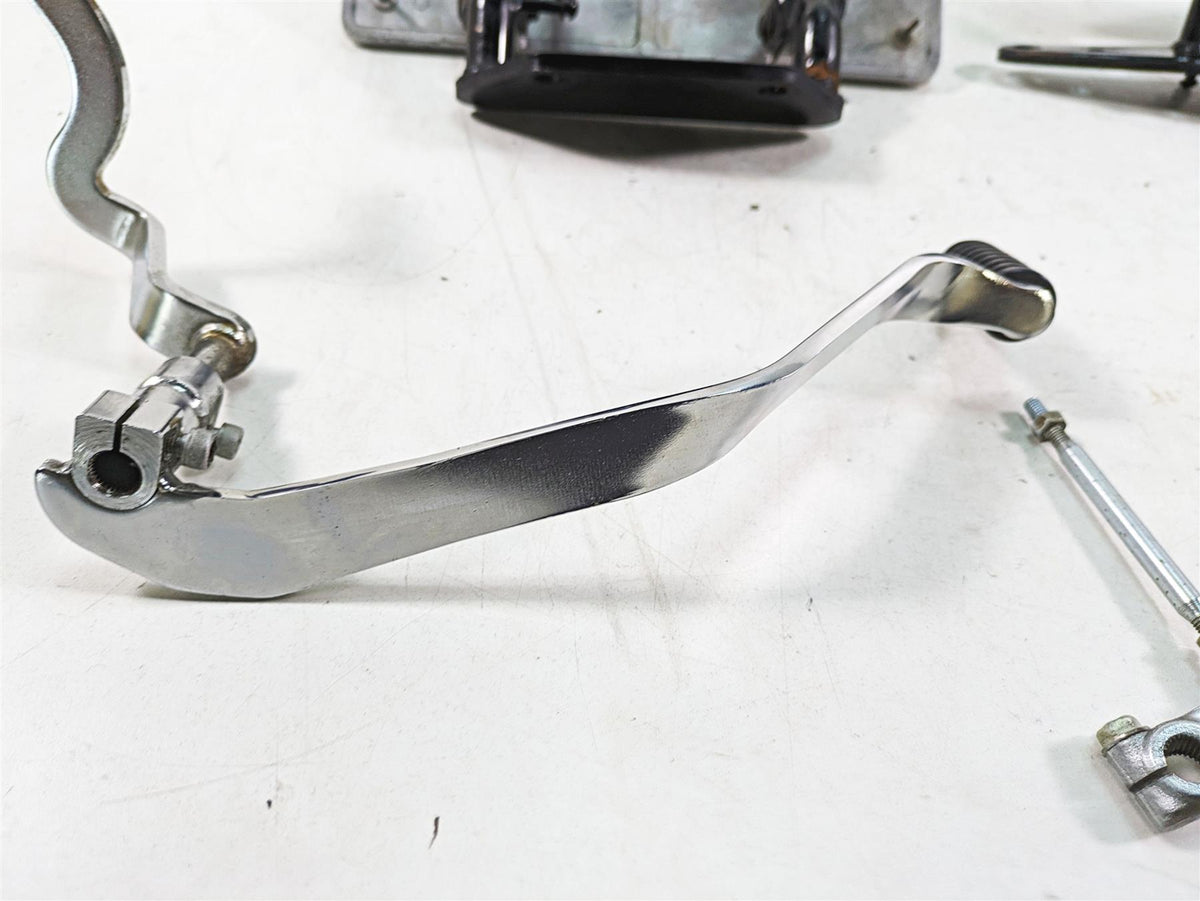 1997 Kawasaki VN1500 Vulcan Front Rider Footpeg Shift Brake Pedal Set 34003-1290 {{ shop.shopifyCountryName }} - Mototech271