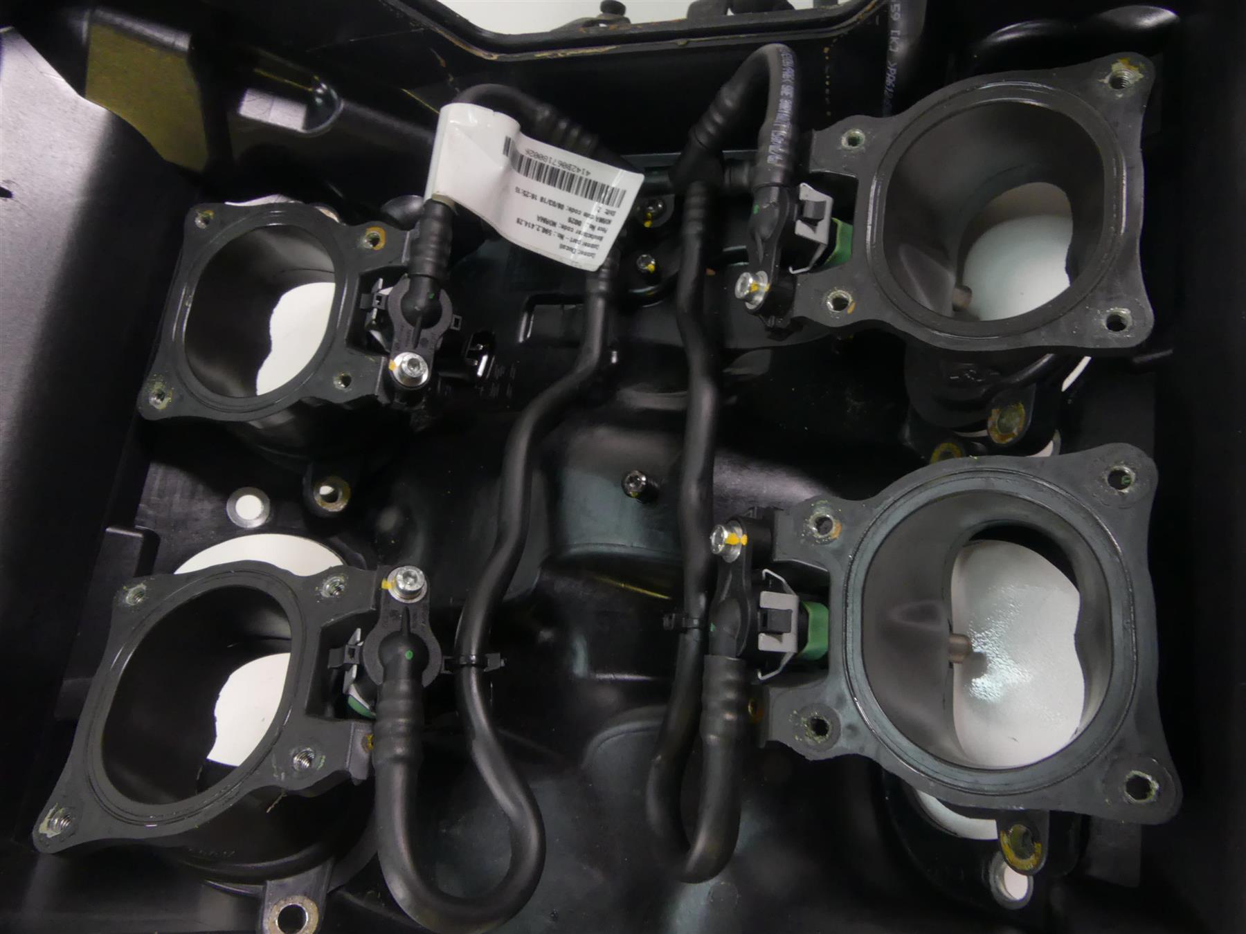 2018 Ducati Panigale 1100 V4 S Throttle Body Air Box Assembly 28221212B {{ shop.shopifyCountryName }} - Mototech271