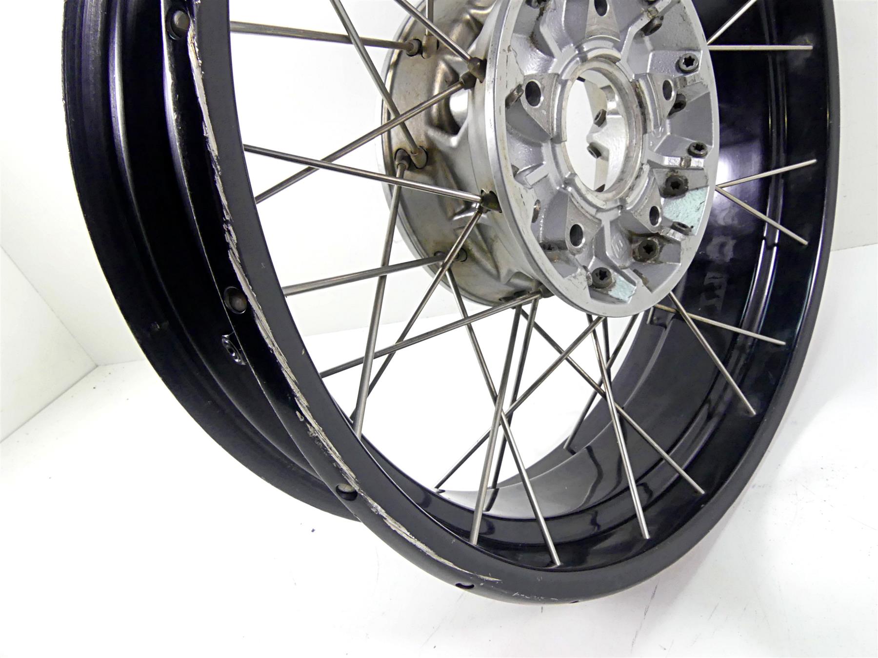 2009 BMW R1200GS K255 Adv Rear Wheel Rim 17x4 Behr 36318553004 {{ shop.shopifyCountryName }} - Mototech271