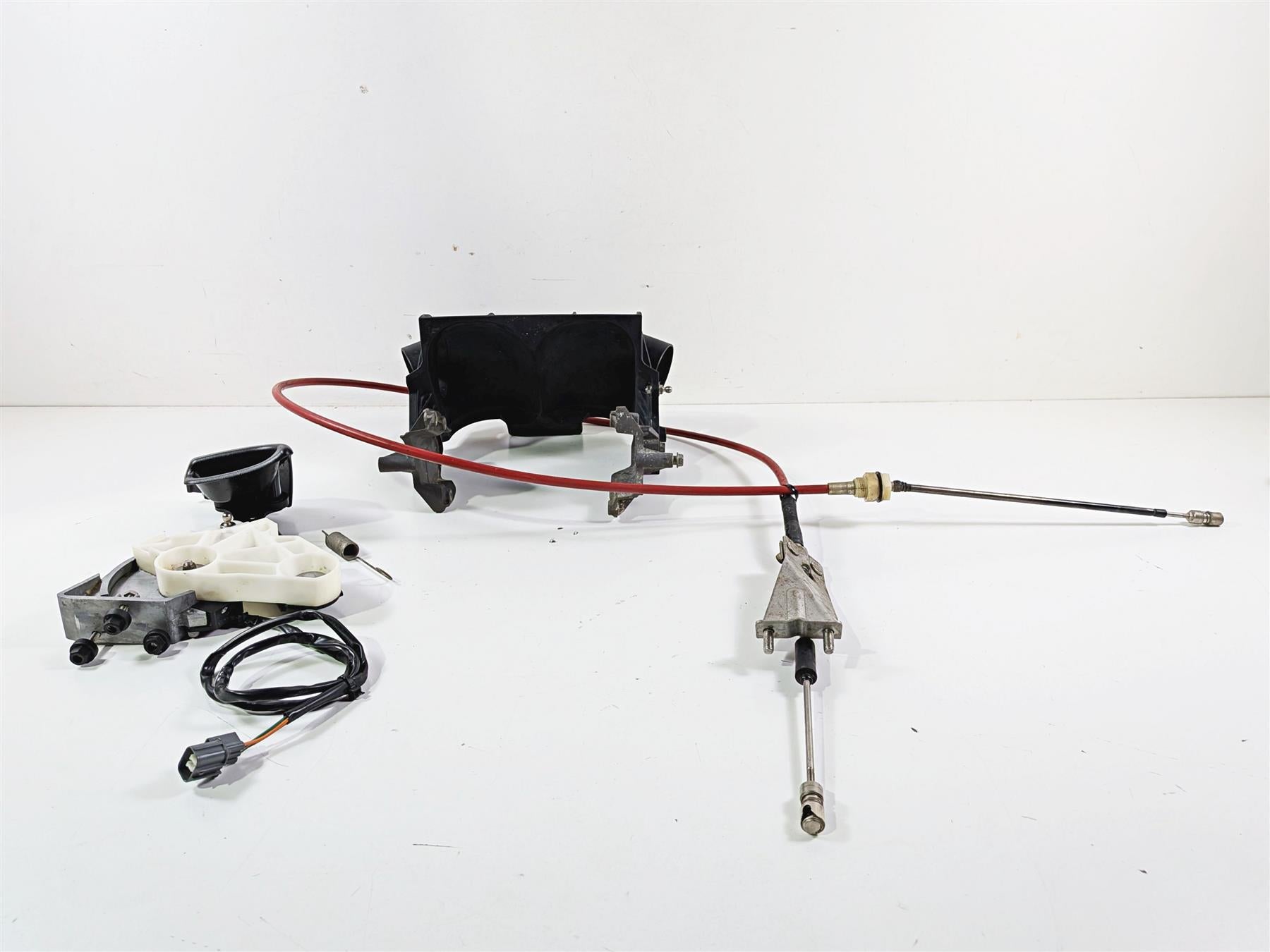 2009 Yamaha Waverunner FX1800 Cruiser Reverse Gate Bucket Set 6S5-R1314-00-00 {{ shop.shopifyCountryName }} - Mototech271