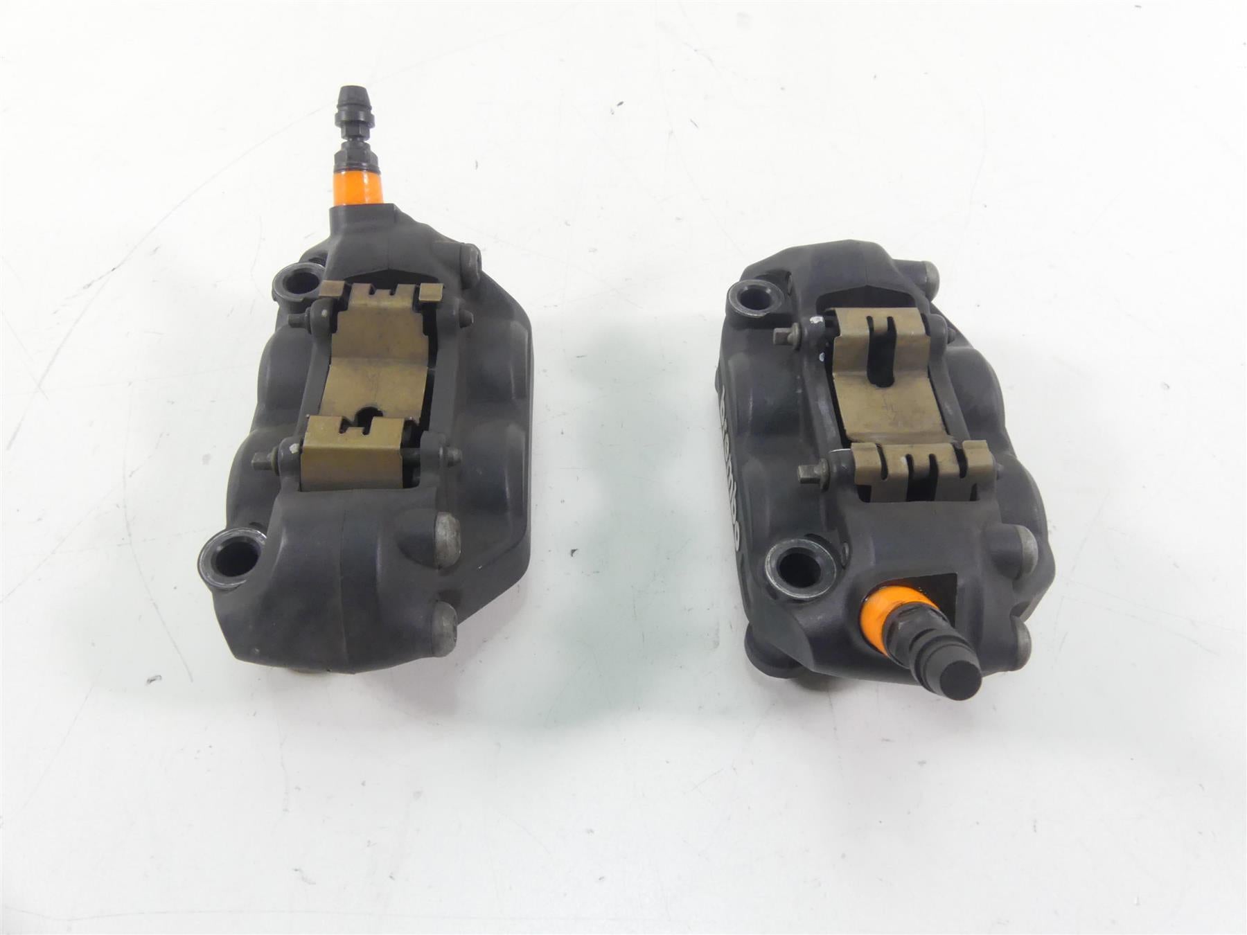 2014 Moto Guzzi Griso 1200 SE 8V Front Brembo 100mm Brake Calipers 978464 978465 {{ shop.shopifyCountryName }} - Mototech271