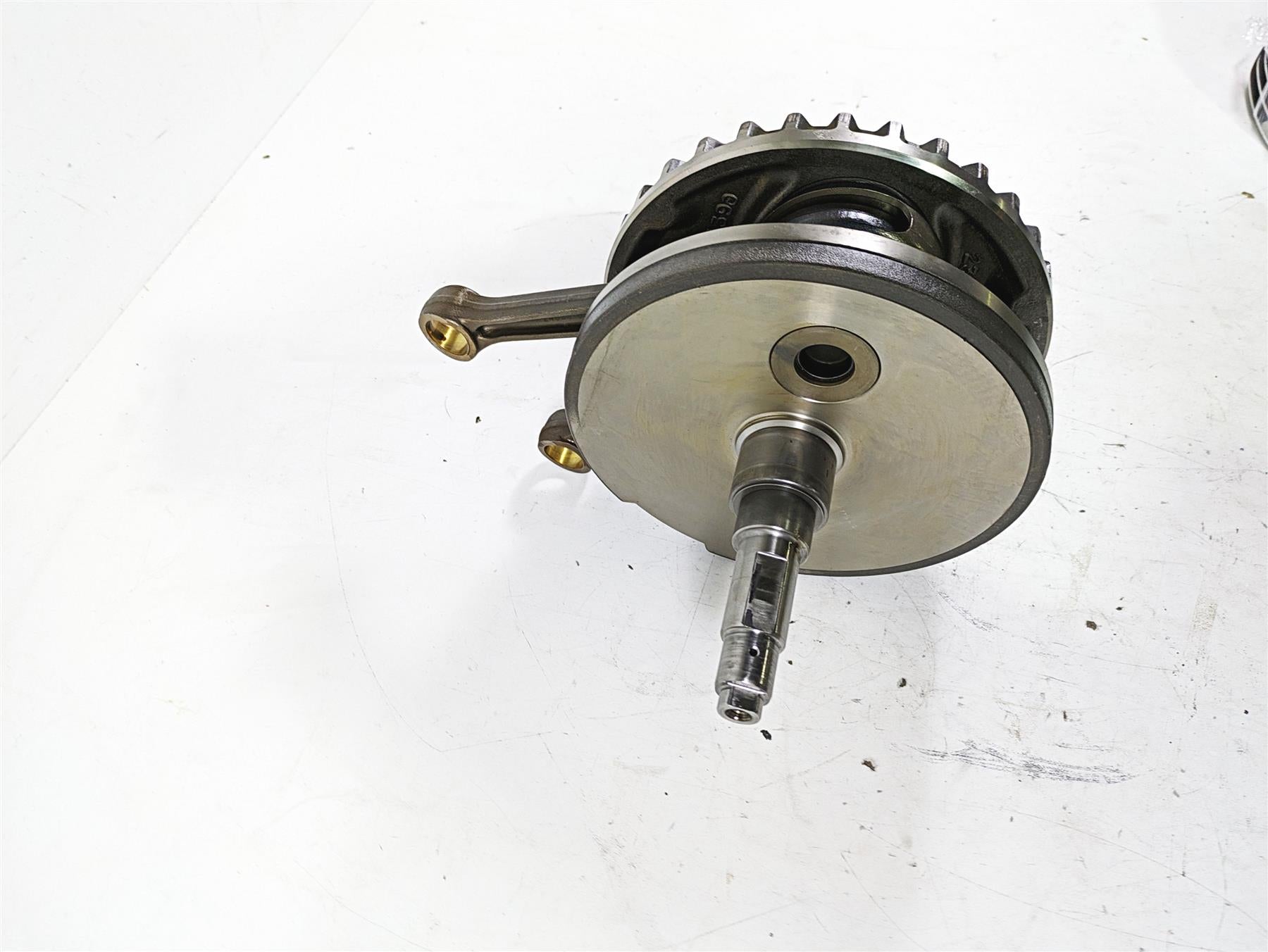 2015 Harley Touring FLHXS Street Glide Crank Flywheel & Rods 24100021
