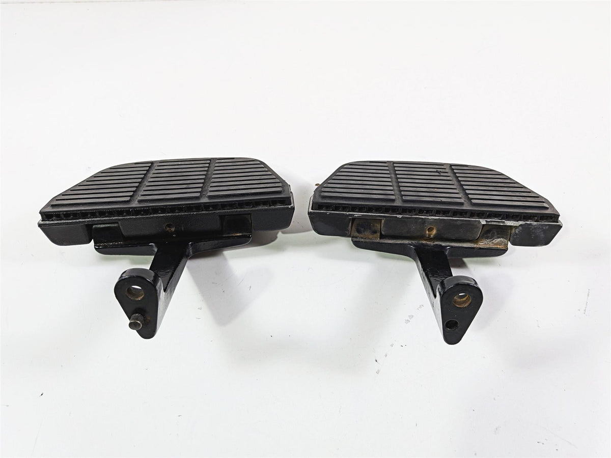 1993 Harley Touring FLHTCU Electra Glide Rear Passenger Floor Board Set 52719-93 {{ shop.shopifyCountryName }} - Mototech271