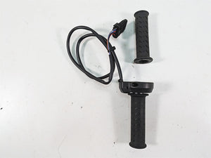 2020 Moto Guzzi V85 TT Adventure E-Throttle Hand Grip Set 2D000095