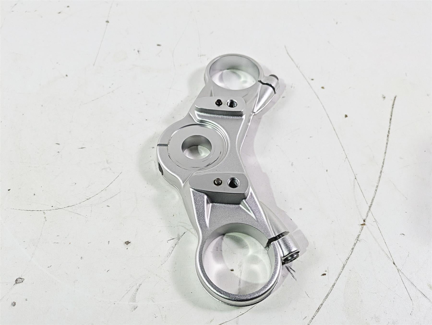 2015 BMW R nineT K21 Upper Triple Tree Steering Clamp 31428538052 {{ shop.shopifyCountryName }} - Mototech271