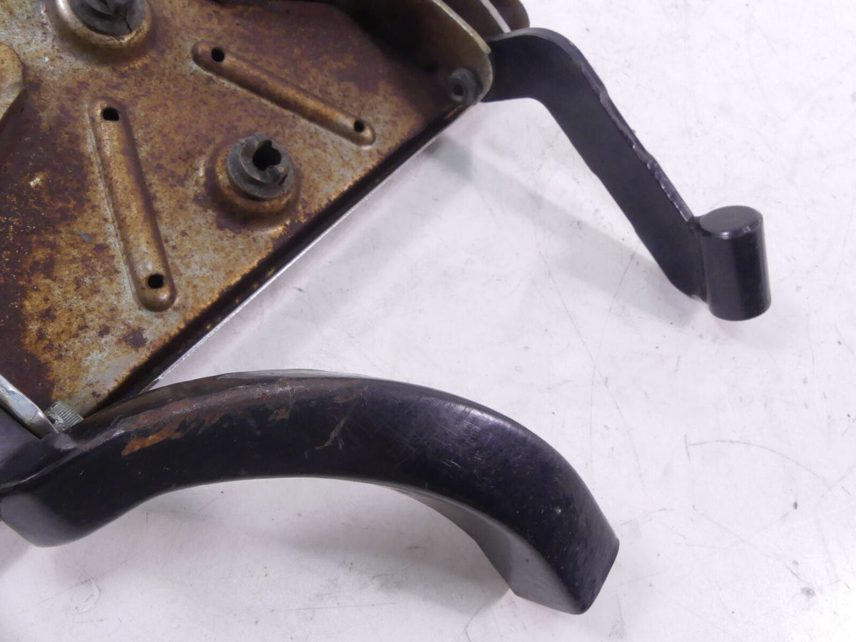 2000 Harley Touring FLHTCI Electra Glide Right Rider Floorboard + Brake 50621-79 {{ shop.shopifyCountryName }} - Mototech271