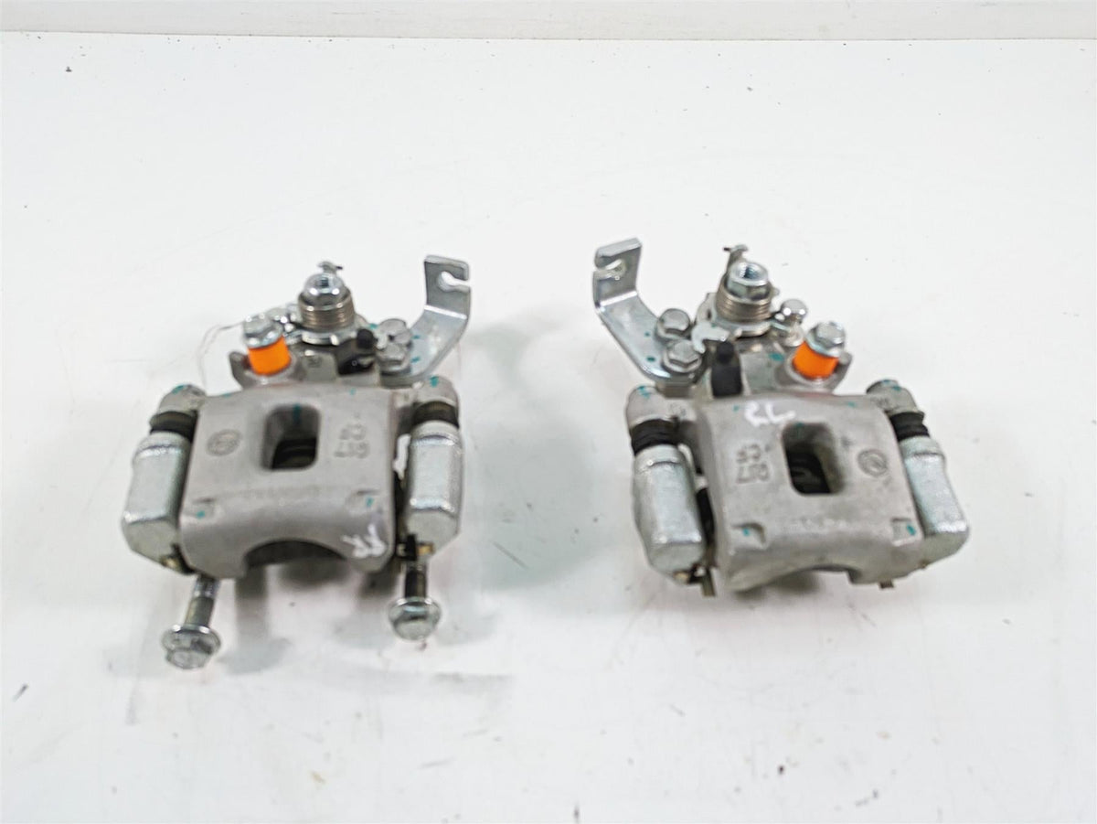 2021 CFMoto Zforce 500 Trail Rear Brake Caliper Set 5BWB-081200-10000 {{ shop.shopifyCountryName }} - Mototech271