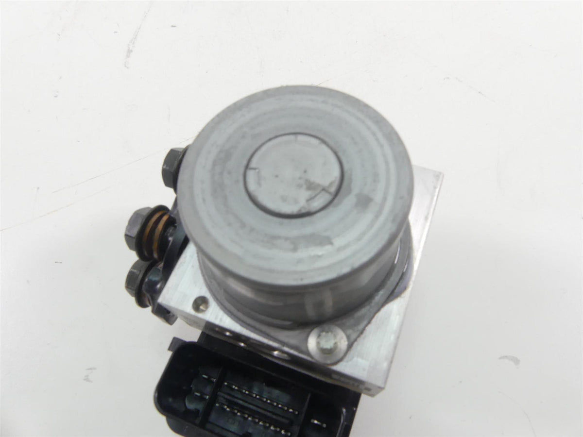 2022 Indian FTR1200 S Abs Brake Pump Pressure Module Unit 2209771 {{ shop.shopifyCountryName }} - Mototech271
