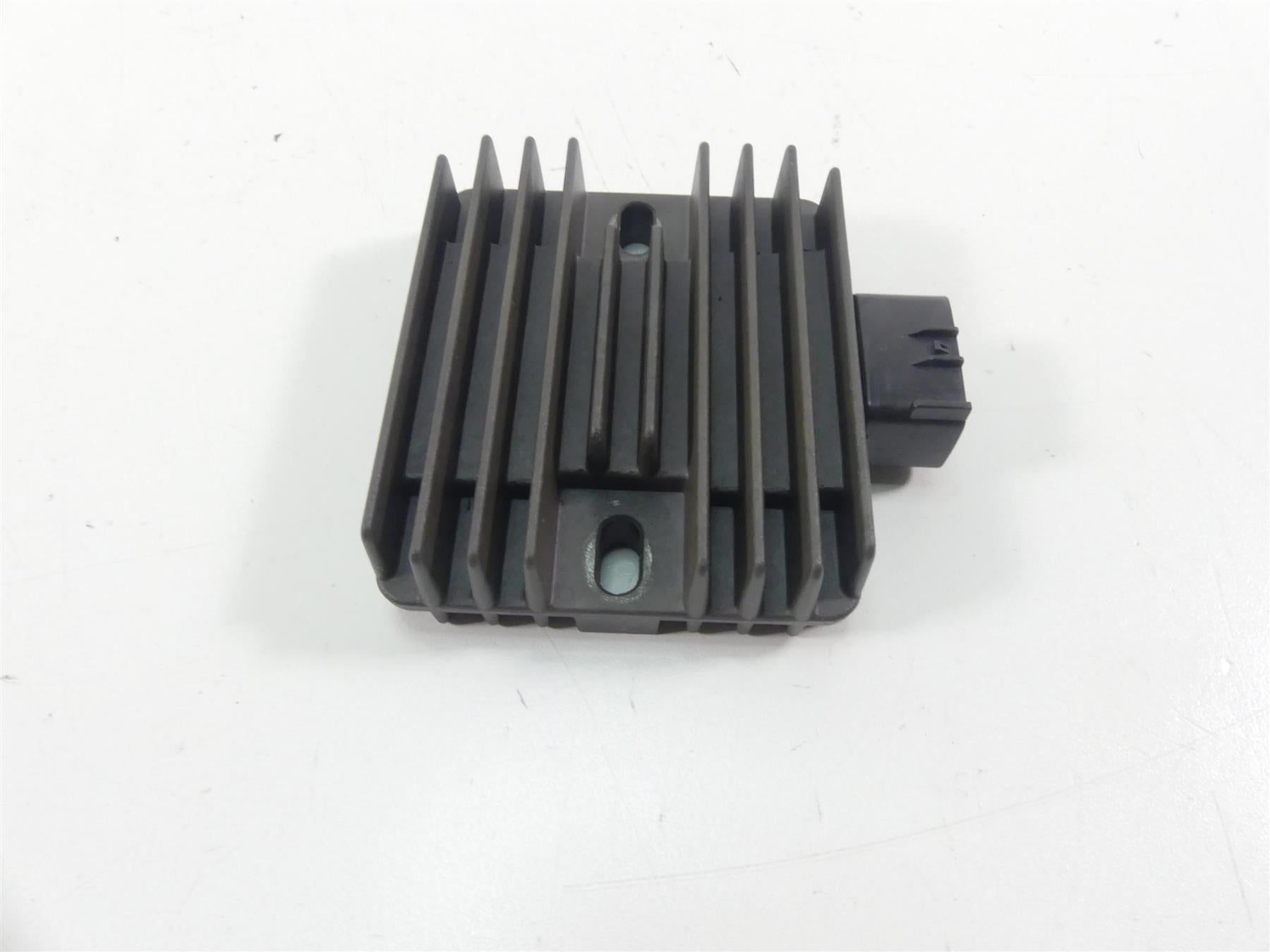 2018 Mv Agusta Brutale 800 RR Rectifier Voltage Regulator SH678KA 8000B3206 {{ shop.shopifyCountryName }} - Mototech271