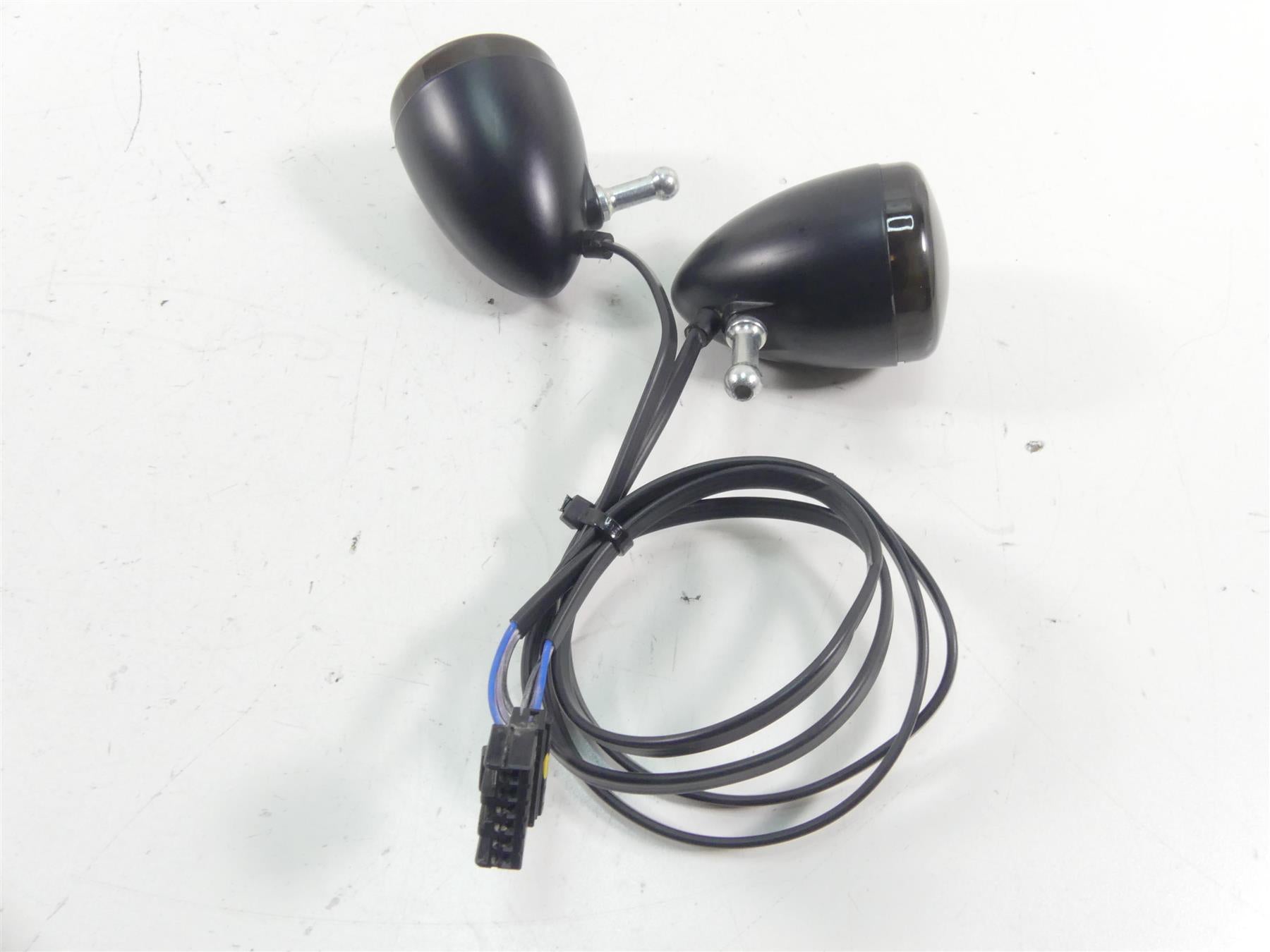 2020 Harley Sportster XL1200 NS Iron Front Smoked Turn Signal Set 68730-07 {{ shop.shopifyCountryName }} - Mototech271