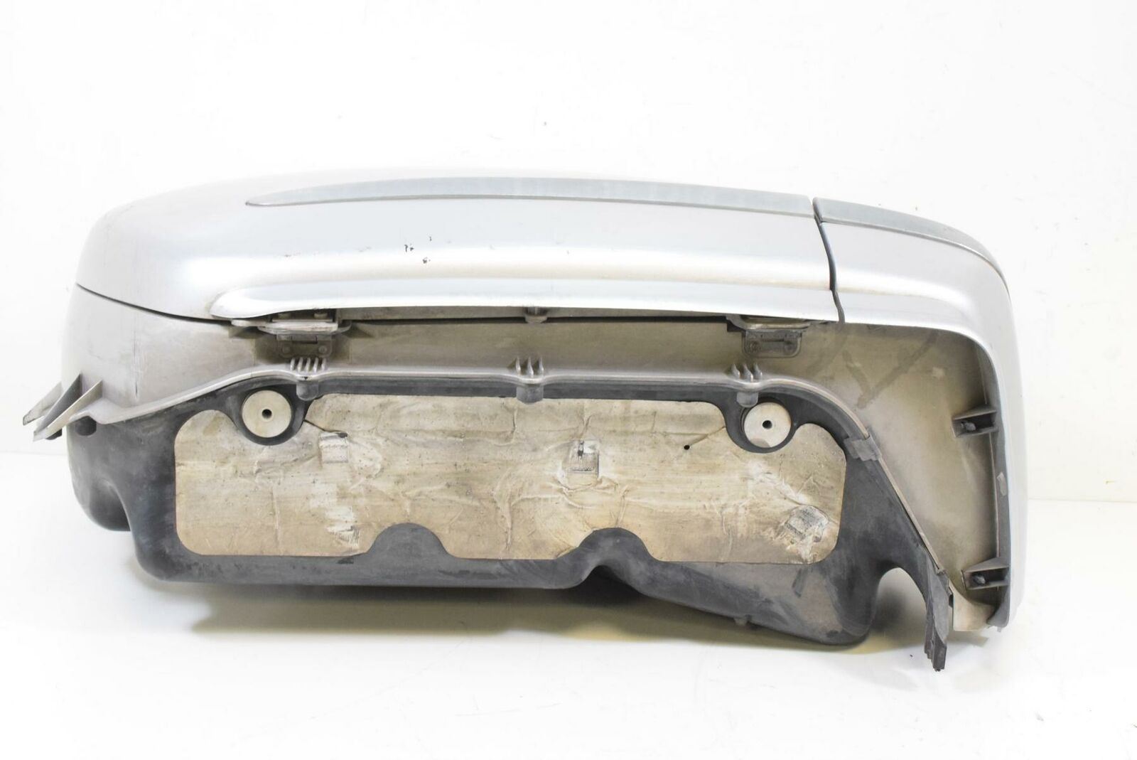 2005 Honda Goldwing GL1800 Left Silver Saddlebag With Light 81411-MCA- {{ shop.shopifyCountryName }} - Mototech271