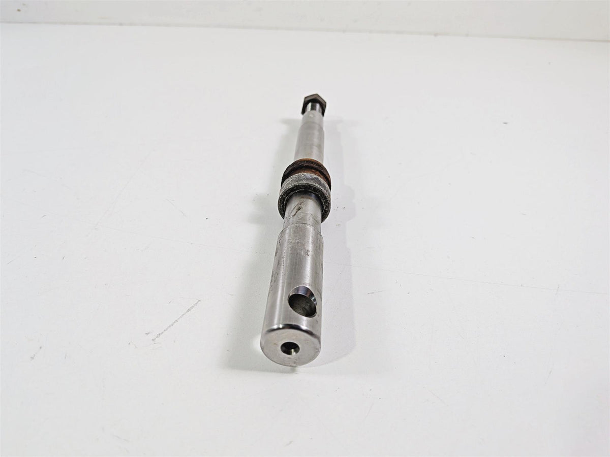 2002 Harley Davidson XLH883 Sportster Front Wheel Spindle Axle 43895-00 {{ shop.shopifyCountryName }} - Mototech271