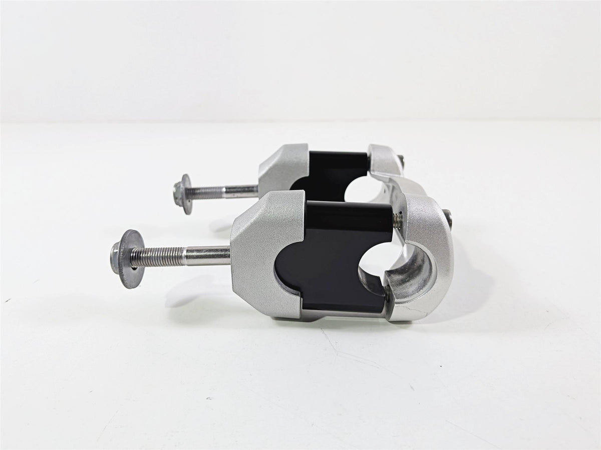 2019 Triumph Speed Triple RS 1050 Handlebar Holder Riser 3" Extensions T2041599 {{ shop.shopifyCountryName }} - Mototech271