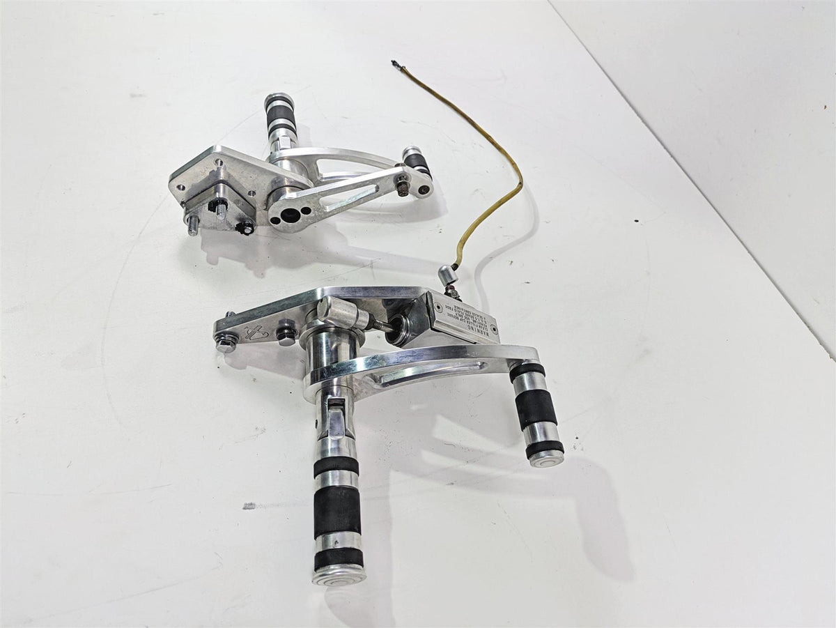 2002 Big Dog Pitbull Front Left Right Footpeg Master Cylinder Shifter Set {{ shop.shopifyCountryName }} - Mototech271