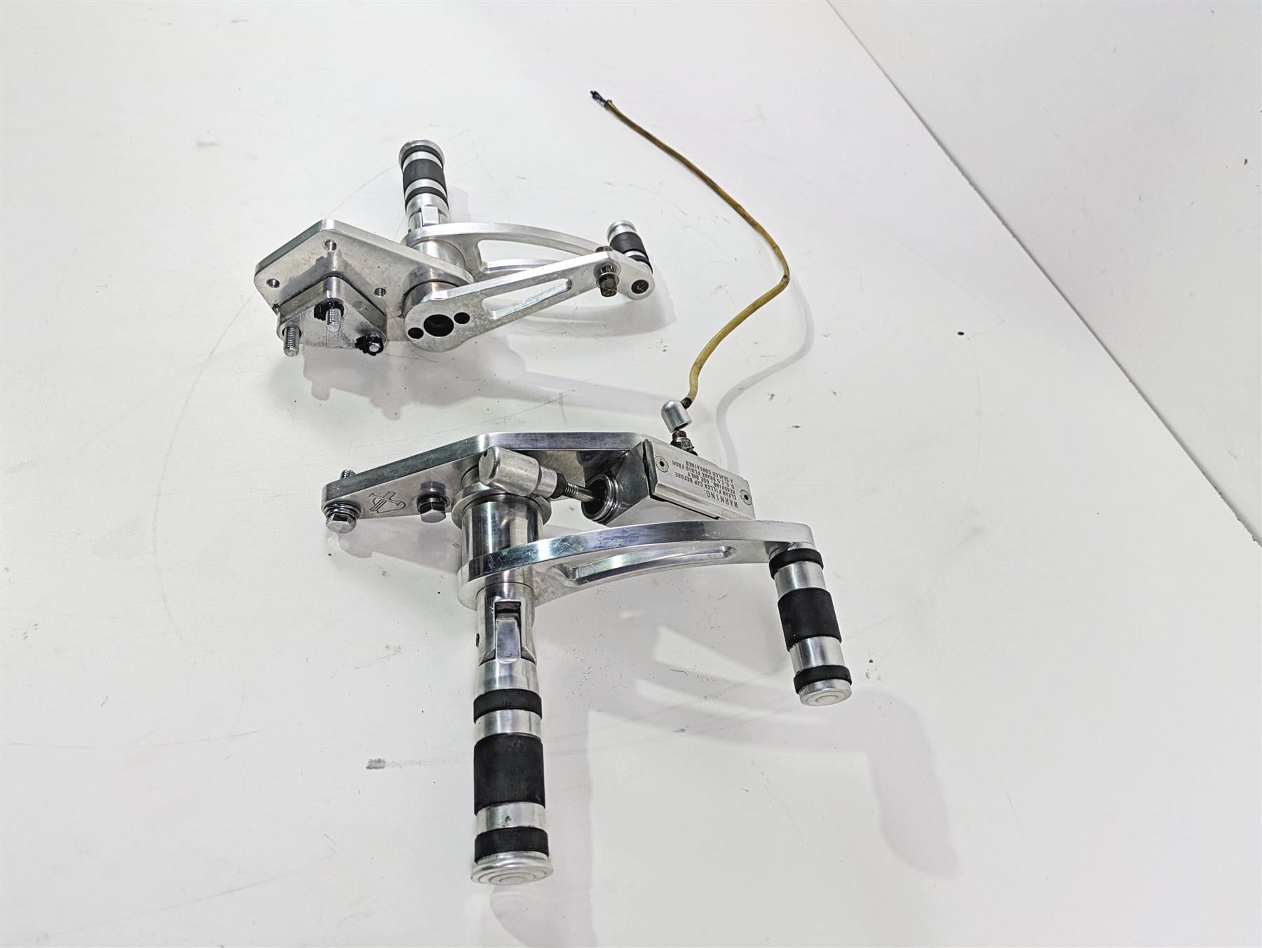 2002 Big Dog Pitbull Front Left Right Footpeg Master Cylinder Shifter Set {{ shop.shopifyCountryName }} - Mototech271