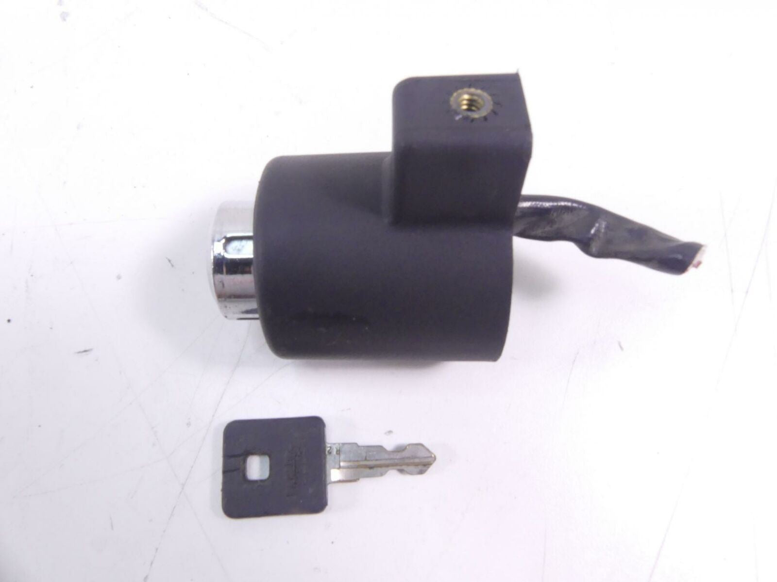 2000 Harley Sportster XL1200 Ignition Switch Key Set - Read 71425-94 {{ shop.shopifyCountryName }} - Mototech271