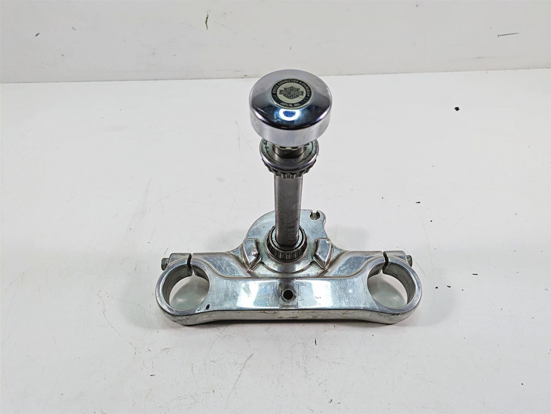 2009 Harley FXDC Dyna Super Glide Custom Lower Triple Tree 49mm - Read 45867-08 | Mototech271