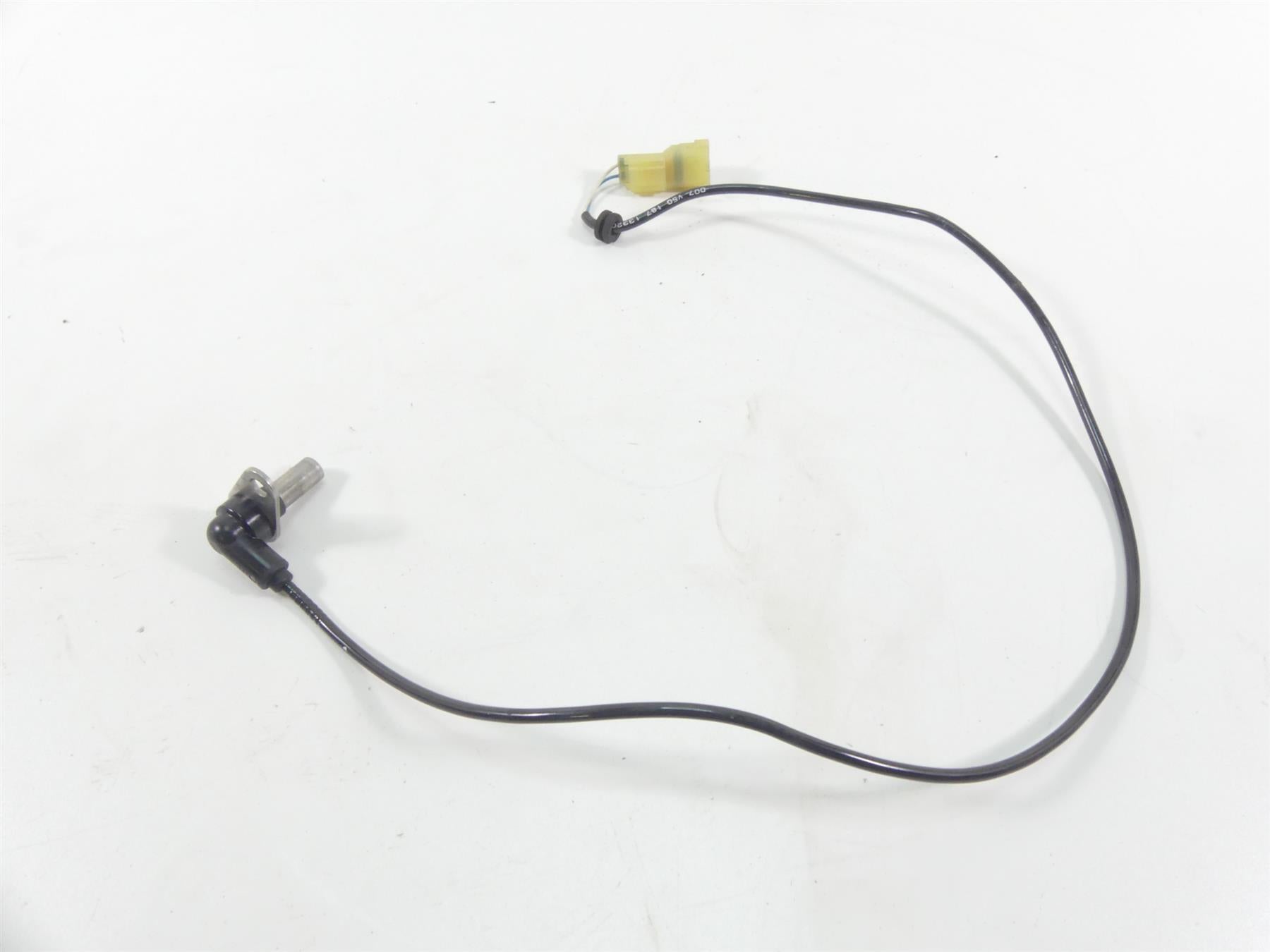 2015 Triumph 1050 Speed Triple R Front Abs Brake Wheel Speed Sensor T2024443 {{ shop.shopifyCountryName }} - Mototech271