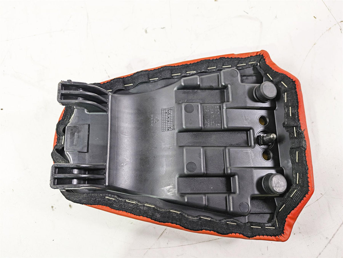 2008 Aprilia RSVR 1000 Factory Rear Passenger Seat Red AP8129474 {{ shop.shopifyCountryName }} - Mototech271