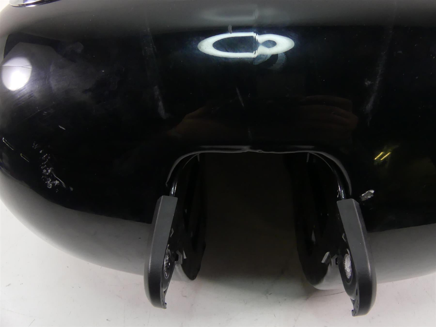 2021 Harley Softail FLSB Sport Glide Fuel Gas Petrol Tank - Read 61000674 {{ shop.shopifyCountryName }} - Mototech271