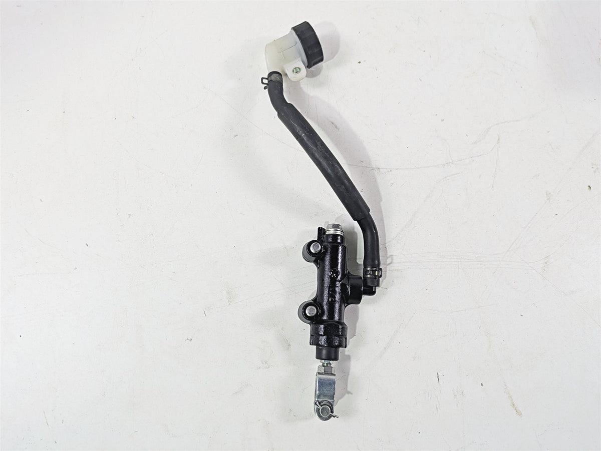 2024 Kawasaki ZX6R ZX636 Ninja Rear Brake Master Cylinder 1/2 43015-0575 {{ shop.shopifyCountryName }} - Mototech271