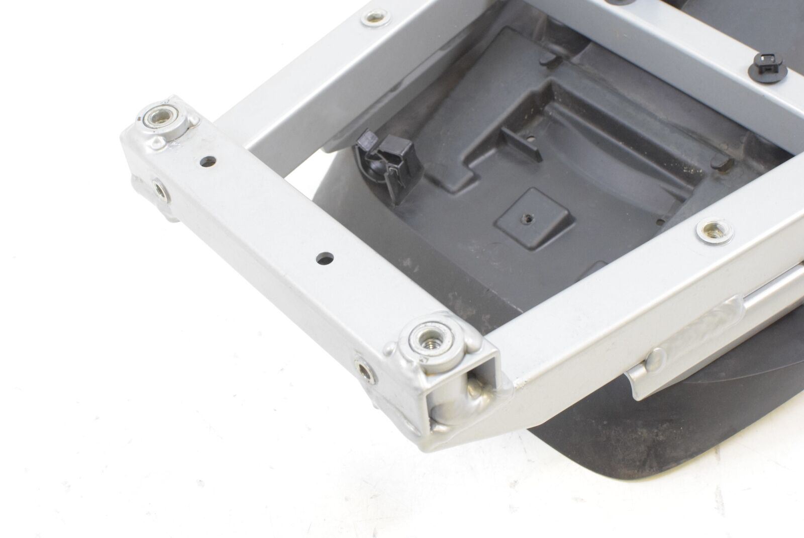 2014 BMW R1200 RT K52 Rear Subframe Sub Frame & Inner Fender 46518528588 {{ shop.shopifyCountryName }} - Mototech271