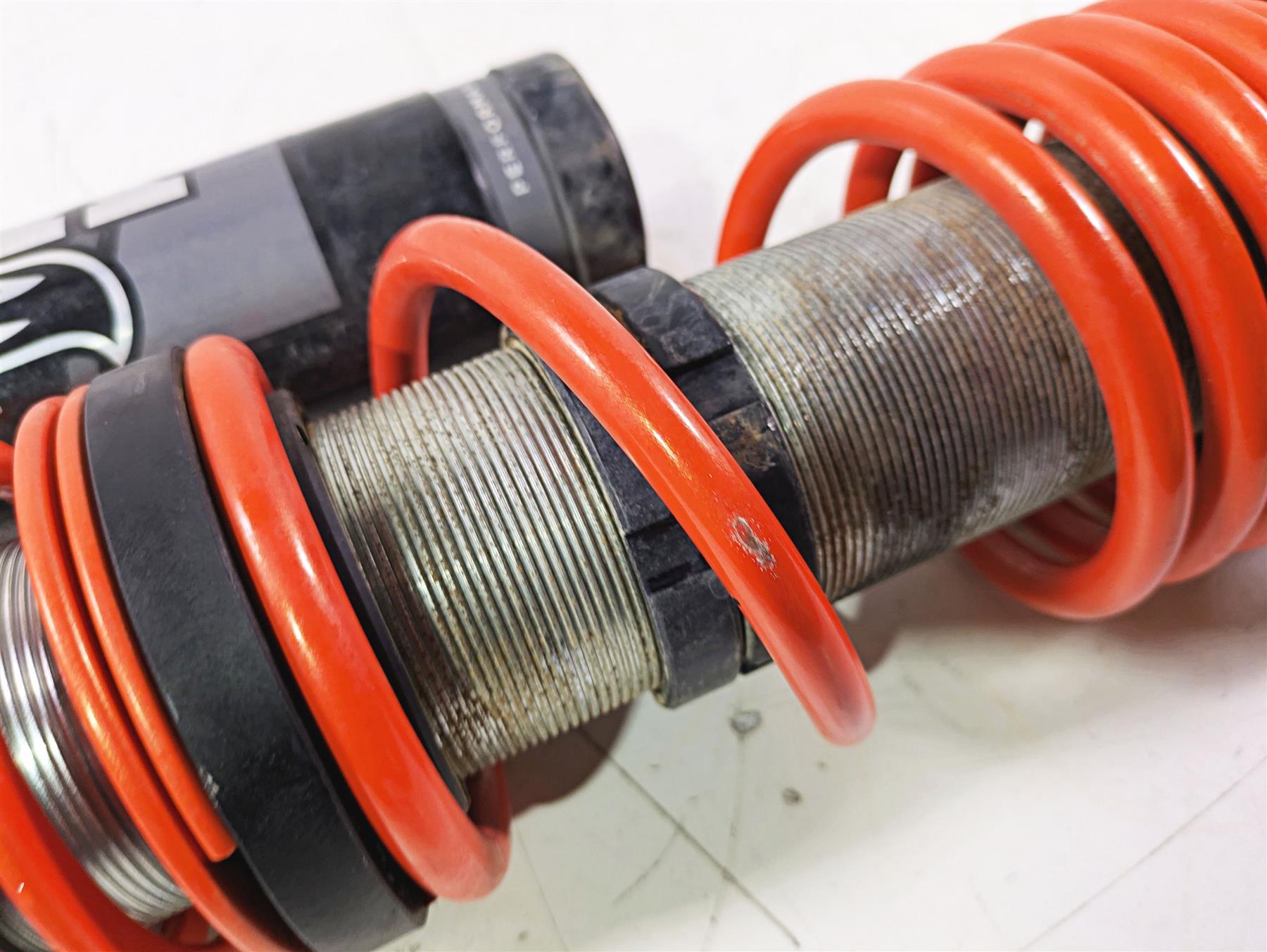 2023 Can Am Maverick X3 XMR Turbo RR Fox Right Rear Shock 64" Red 706004809 {{ shop.shopifyCountryName }} - Mototech271