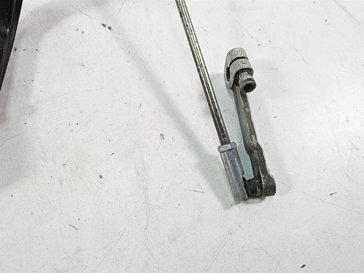 2010 Harley Touring FLHTCU Electra Glide Left Floorboard + Shift Lever 33895-82E {{ shop.shopifyCountryName }} - Mototech271
